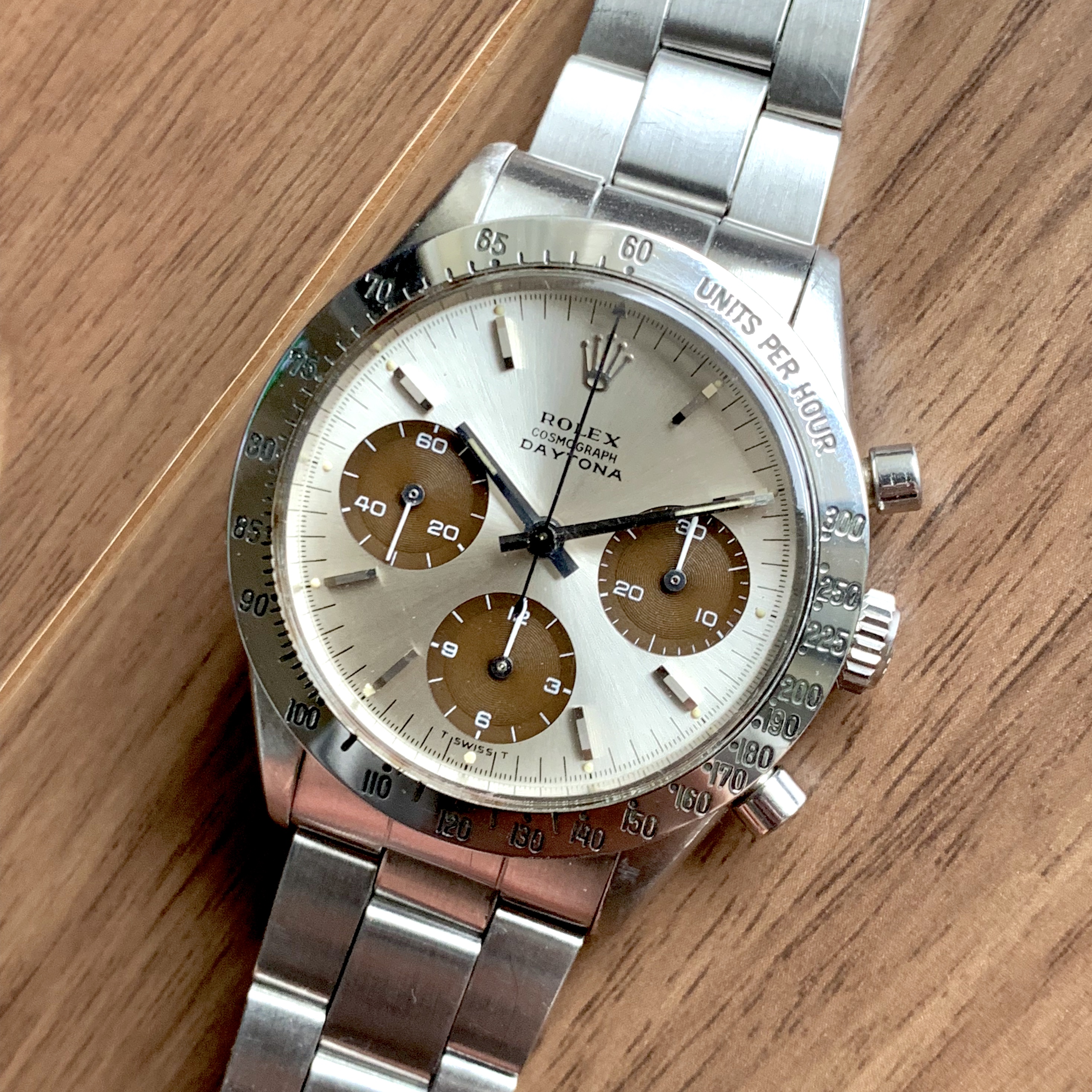 Rolex Ref 6239 Jambo tropical Circa 1965 #Status Sold<br>Status : sold Serial : 1,5xxx,xxx Year : 1965 Movement : Cal 722 End link ; US Rivet Bracelet Condition : Mint